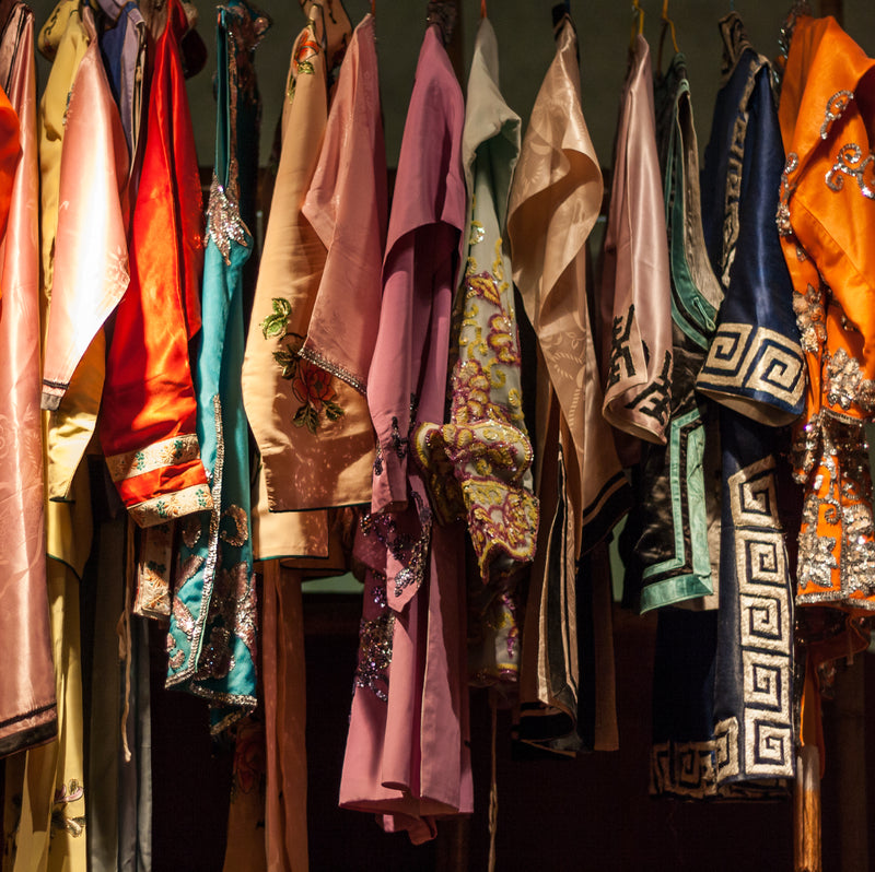 Cargue la imagen en el visor de la galería, Diplomado en Diseño de Escenografía y Vestuario Teatral