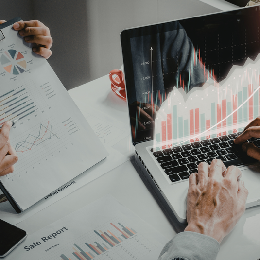 Power BI Avanzado: Arquitectura, Gobernanza e Integración con IA y Machine Learning